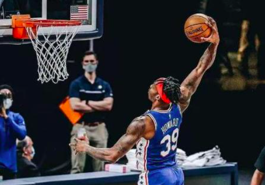 NBA-詹姆斯补篮绝杀凯尔特人，湖人终结七连胜登顶东部引热议
