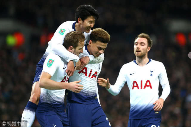  切尔西4-2战胜热刺,晋级联赛杯四强  