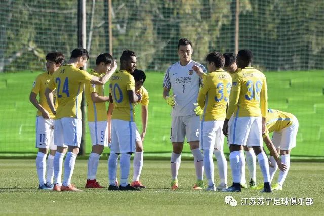  弗赖堡青春风暴席卷德甲，U23小将包办四球  